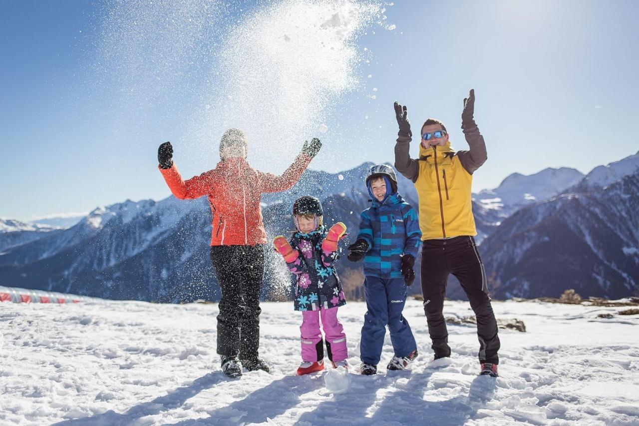 Familienhotel Viktoria Ultimo Exteriör bild