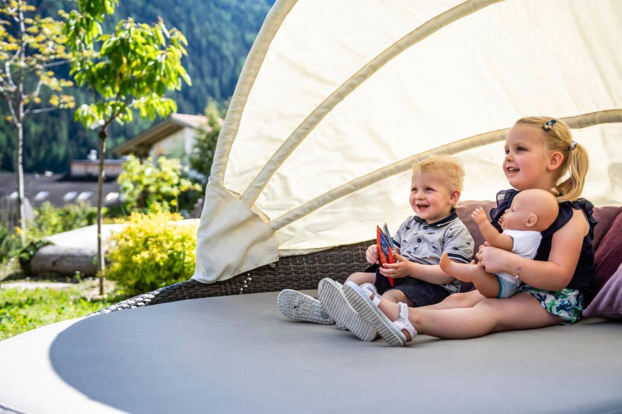 Familienhotel Viktoria Ultimo Exteriör bild